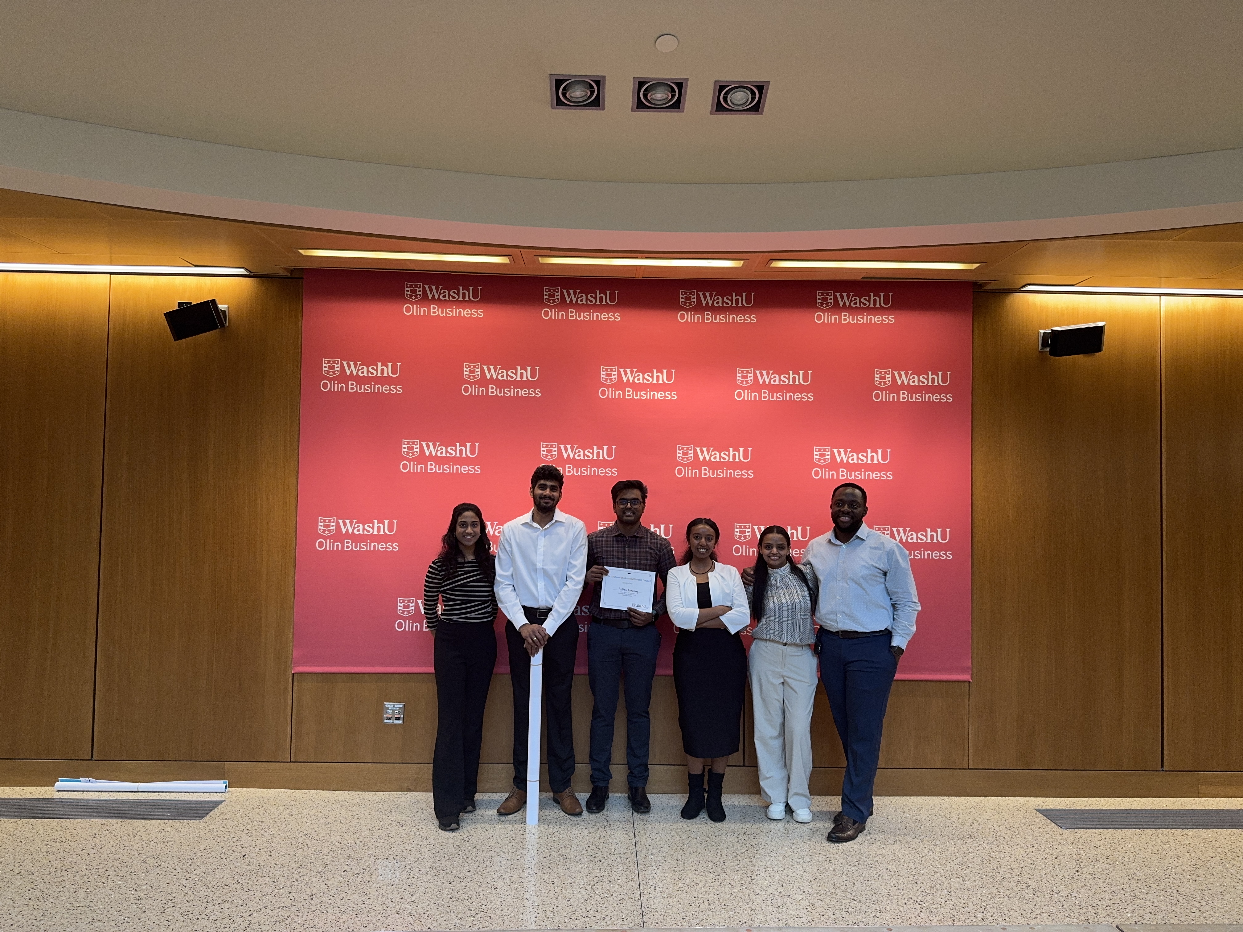 Shri with MBA cohort at WashU Olin Business School